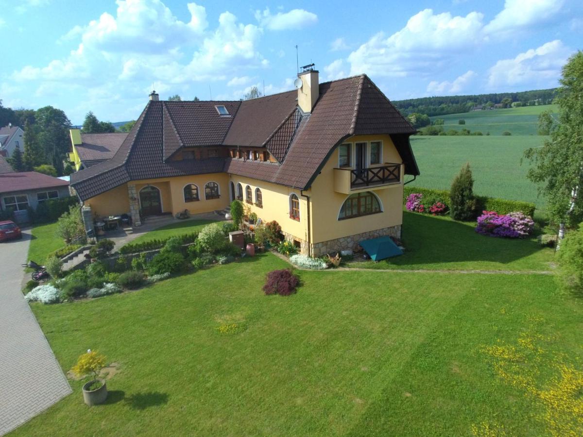 Apartman U Vagnera Dvůr Králové nad Labem Exterior foto